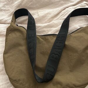Baggu Medium Crescent Bag